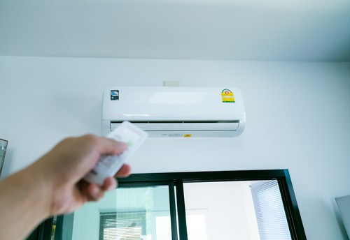 Common Signs That Your Air Conditioner Needs a Gas Top-Up